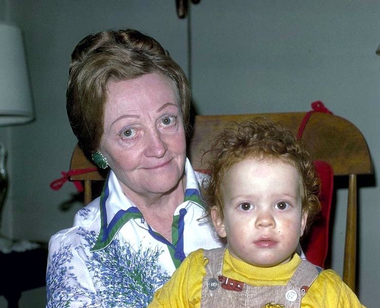 ../Images/Chris and Grandma Granton.jpg